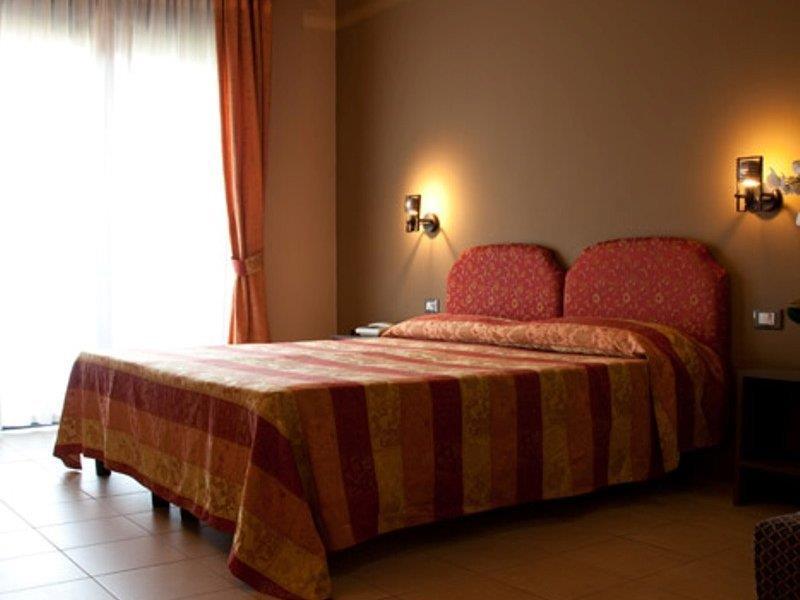 Sph Hotel Турин Экстерьер фото